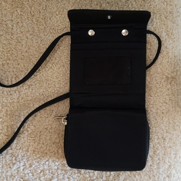 NWOT The Limited Small Black Purse with Removable Strap to Convert into a Wallet - Picture 5 of 6